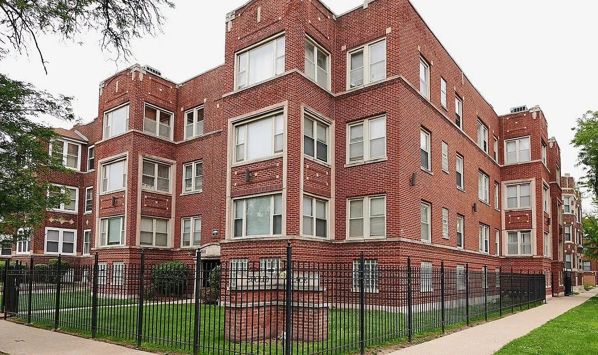 2 bed, 1100 sqft, $1,500 — Photo 1