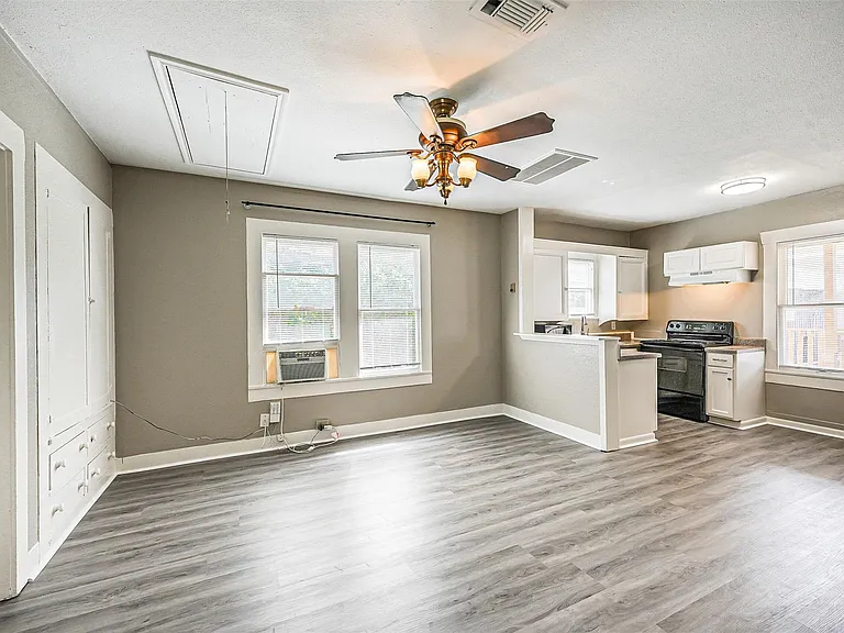 216 Redan St #5 — Photo 9