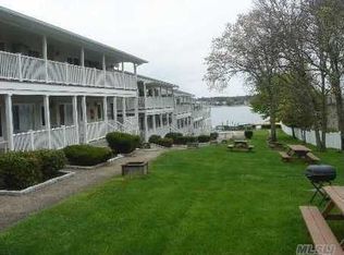 81 W Tiana Rd #B-10, Hampton Bays, NY 11946
