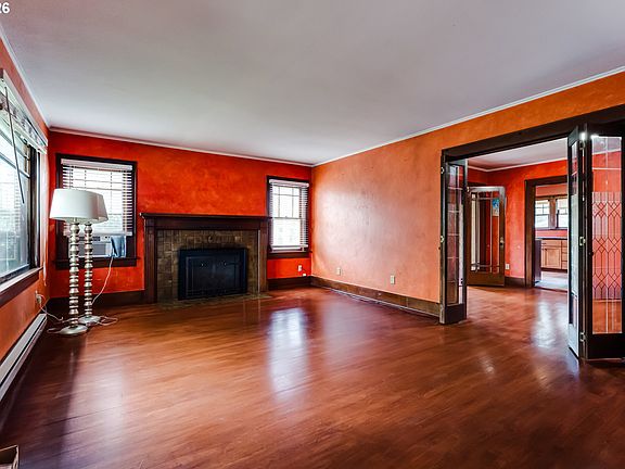 4th image of 1150 W 11th Ave