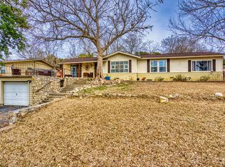 1518 Glen Rd, Kerrville, TX 78028