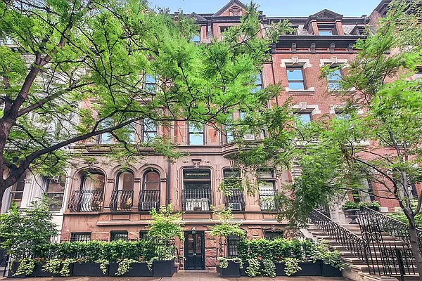 Rented by Corcoran | media 23