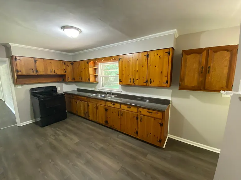 1346 Wedgewood Dr — Photo 14