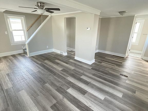 4th image of 491 Lawnview Ave