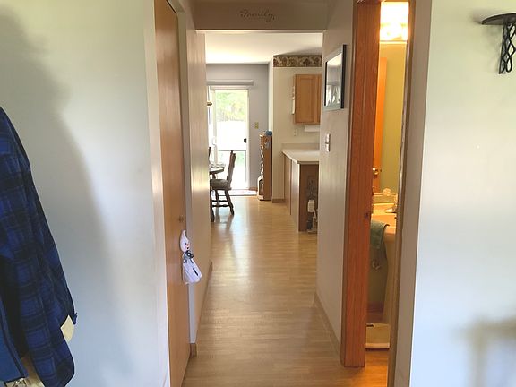 5th image of 4309 Bluegrass Ln