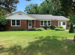 1147 Pads Rd, Wilkesboro, NC 28697