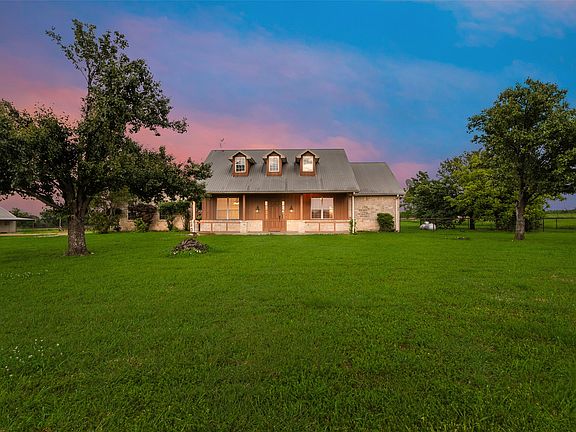 3rd image of 9757 Neal Rd