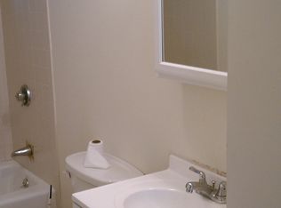 5 Clifton St, Worcester, MA 01610
