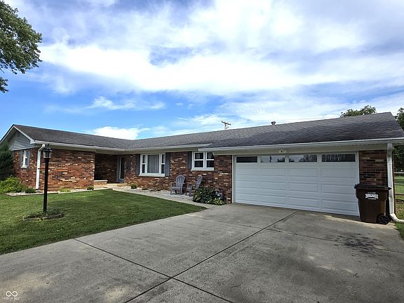 2nd image of 4476 W Newton Dr
