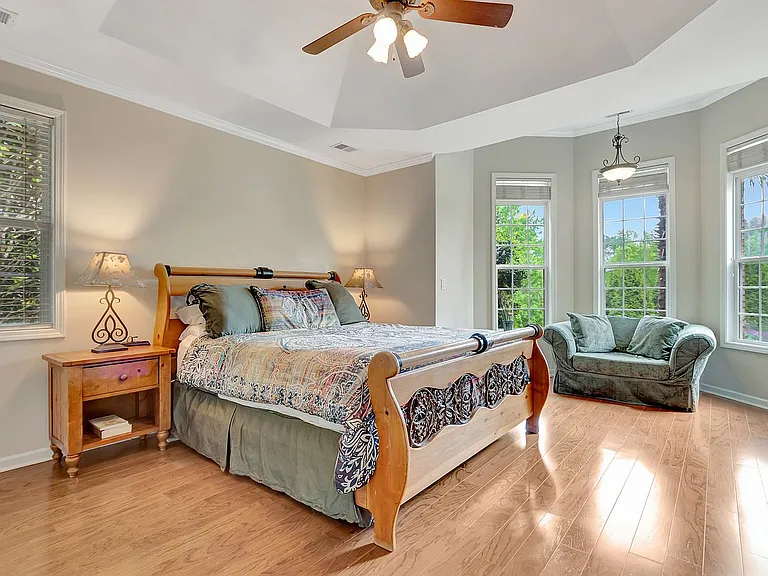 374 Persimmon Dr — Photo 28