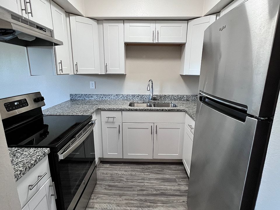 1st image of 105-113 E 2nd St #109