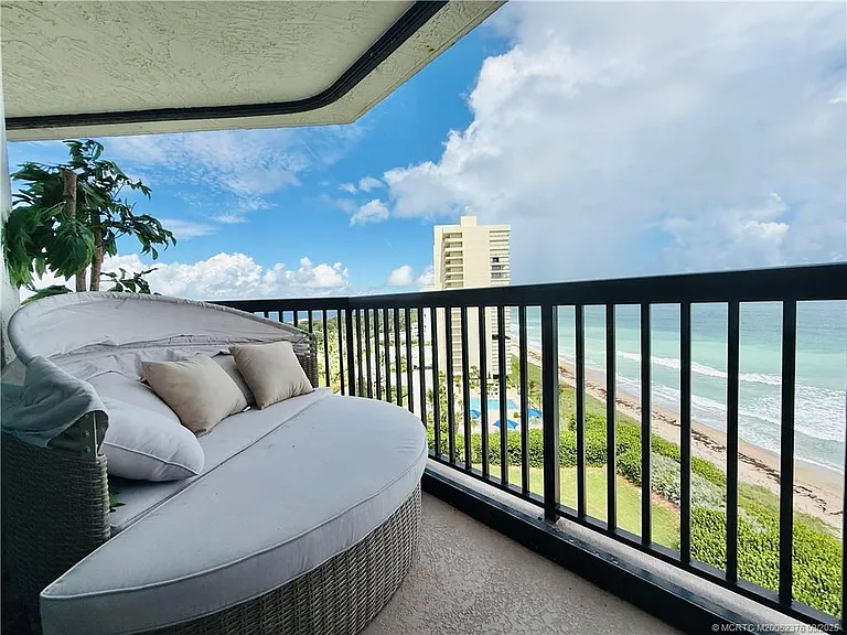 8800 S Ocean Dr #1201 — Photo 45