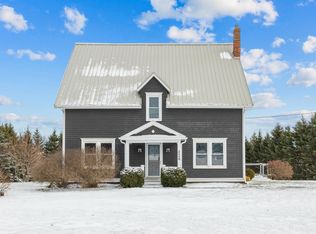 226 Kinlock Rd, Stratford, PE C1B 2M6