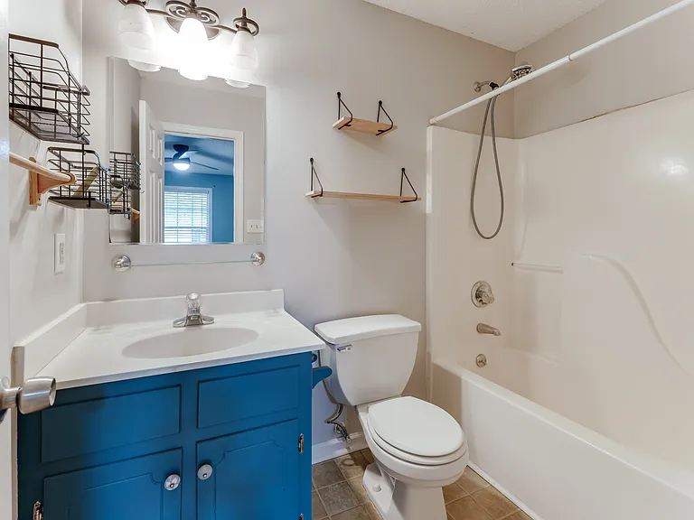 180 Oak Dr — Photo 14