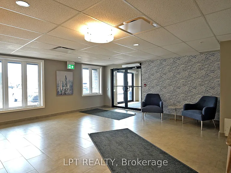 104 Summit Ridge Dr — Photo 8