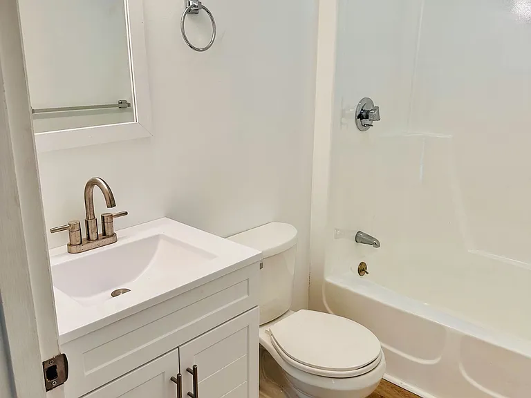 147 State St #7 — Photo 12