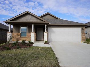 138 Fairmeade Dr, Terrell, TX 75160
