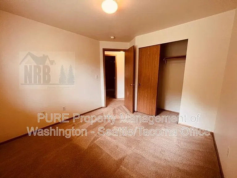 23121 37th Ave E — Photo 19