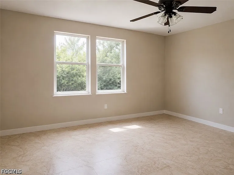 4479 Lakewood Blvd — Photo 16