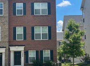 3009 Saint Josephs Dr, Upper Marlboro, MD 20774