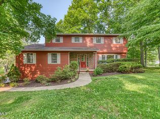 111 Churchill Cir, Bristol, TN 37620