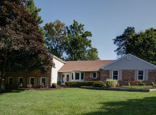 1448 Creekside Ct, Vienna, VA 22182