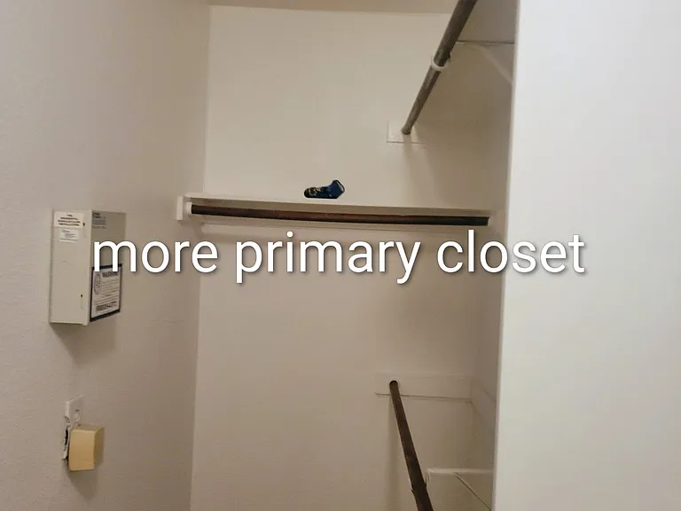 9105 Warren Dr — Photo 16