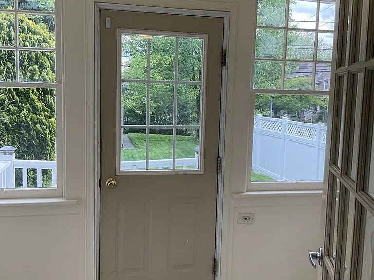229 Cocoa Ave — Photo 6