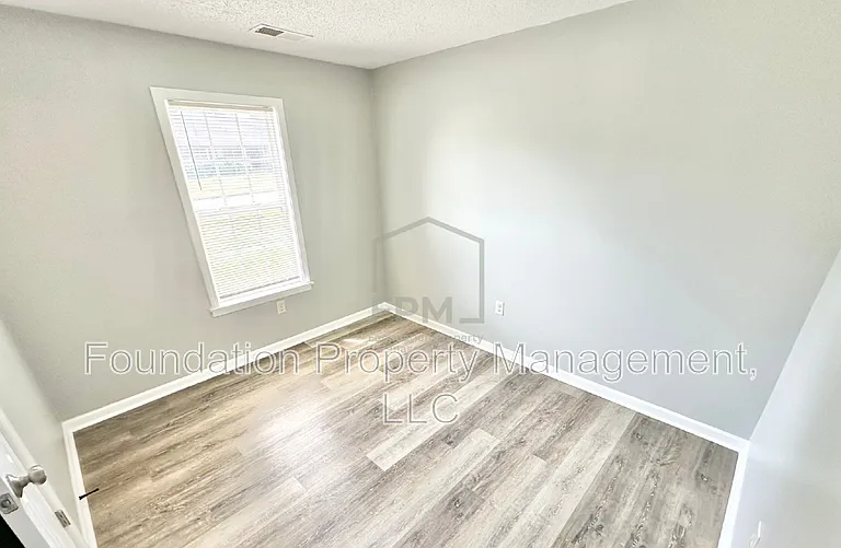 6220 Village Park Rd — Photo 8