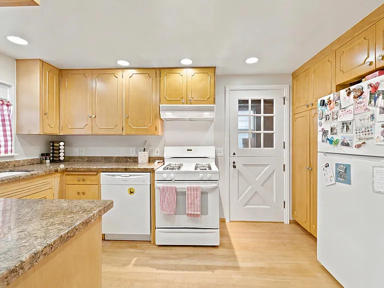 Kitchen - with split door leading to mudroom for backdoor access.