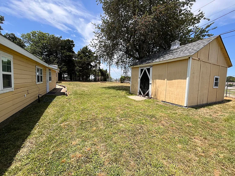 1225 Circle Dr — Photo 21
