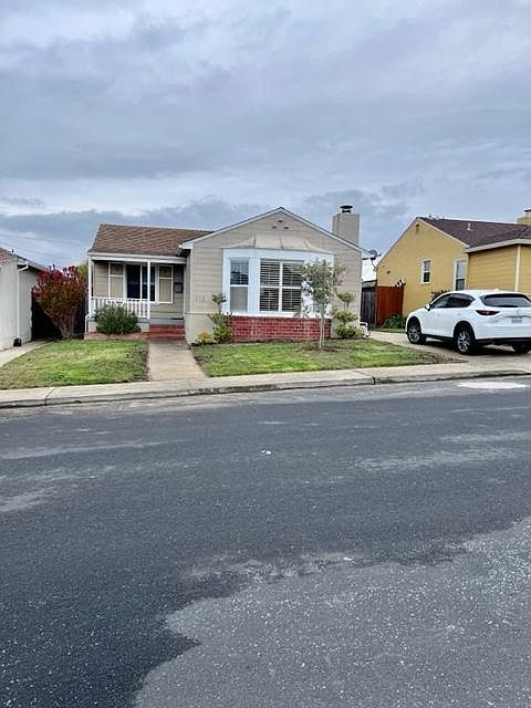 1st image of 118 Greenwood Dr