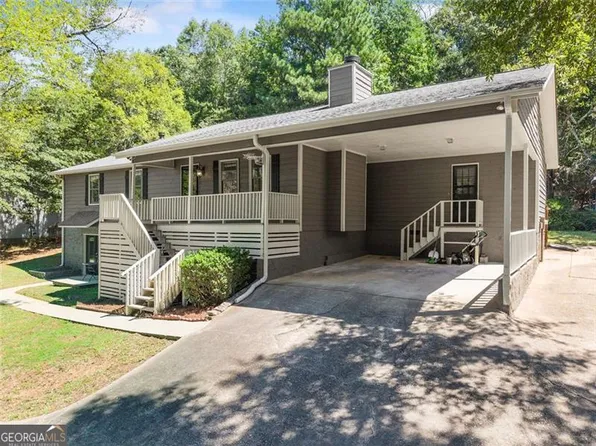 1741 Lanier Spring Dr NW, Gainesville, GA 30504