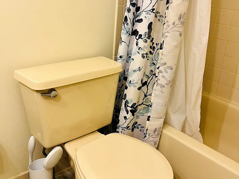 Second full bathroom on top floor