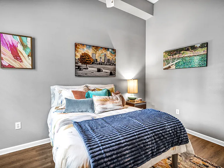 The Quarters Nueces House (Student Housing - Rent by the Bed) — Photo 88