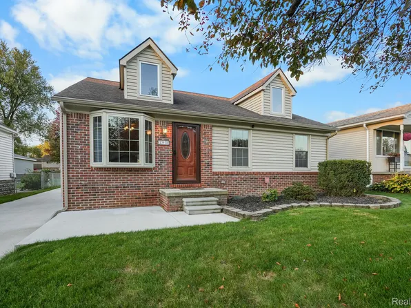 23978 Donaldson St, Clinton Township, MI 48035