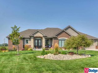 4428 Windward Dr, Plattsmouth, NE 68048