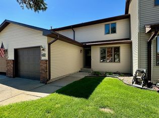 711 Church Rd, Grand Island, NE 68801