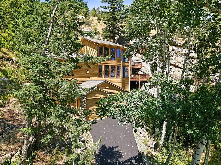 551 Aspen Dr — Photo 34