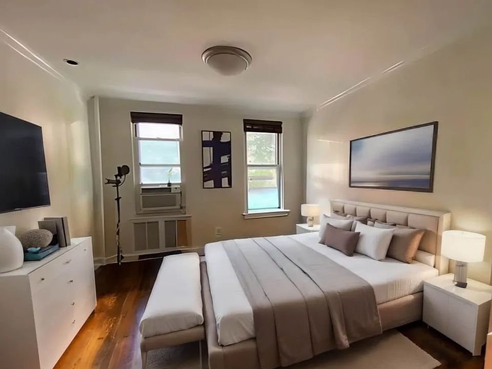 1st image of 208 E 34th St APT 4C