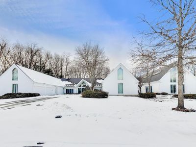 7716 Crystal Springs Rd, Crystal Lake, IL, 60012