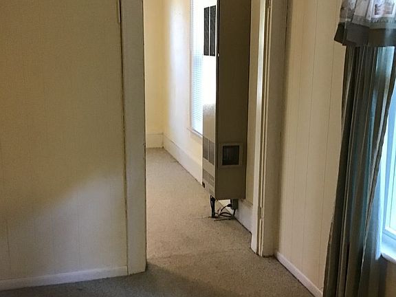 3rd image of 209 Sanborn Ave #2