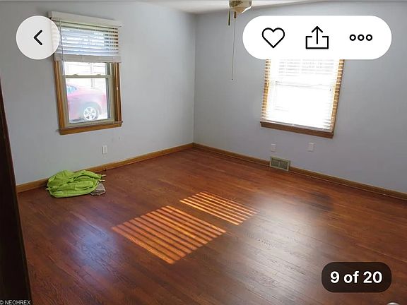 4th image of 54 Woodview Ave #1