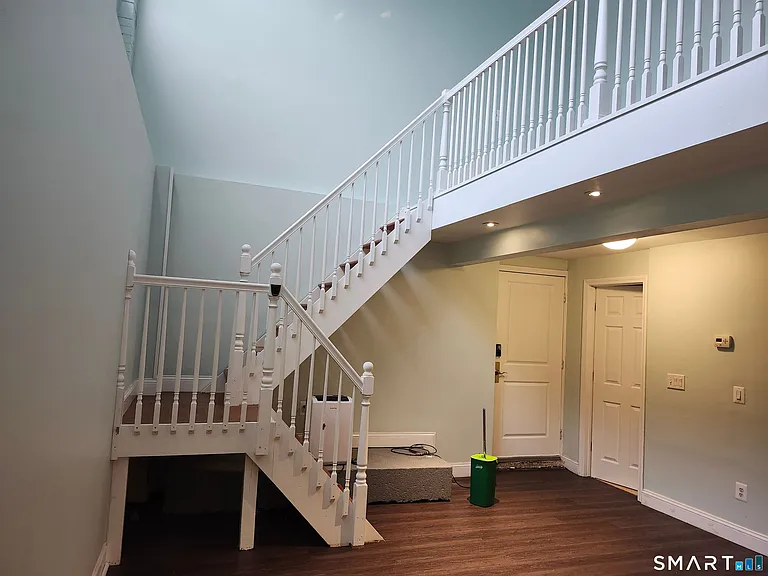 488 Chapel St #6 — Photo 16