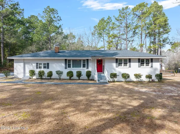 107 Pee Dee Road, Aberdeen, NC 28315