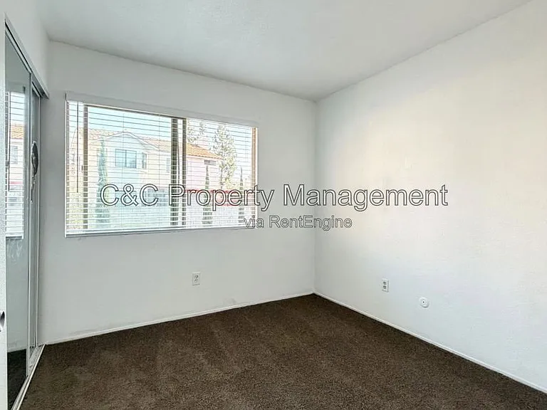 7099 Russan Ln — Photo 11