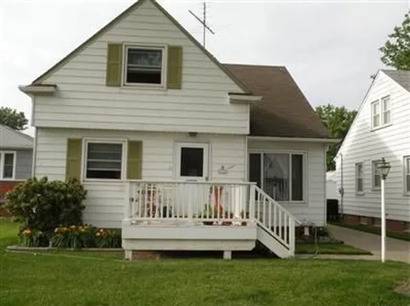 28917 Forest Grove Rd, Eastlake, OH 44095
