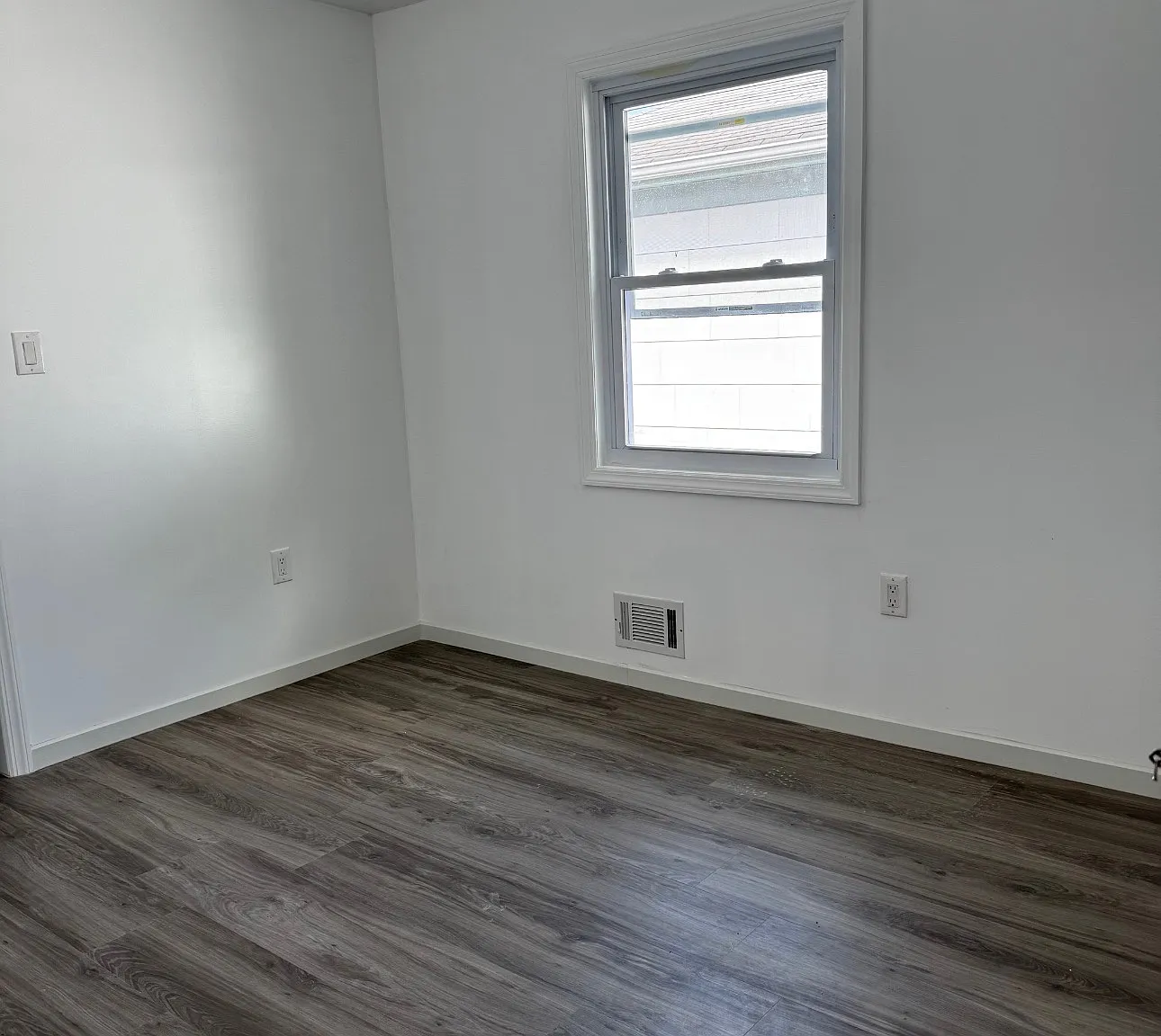 3 bed, $3,400 — Photo 3