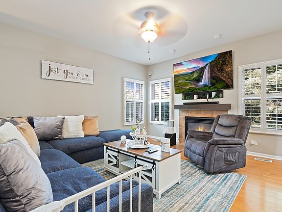 2nd image of 1808 Candlelight Cir