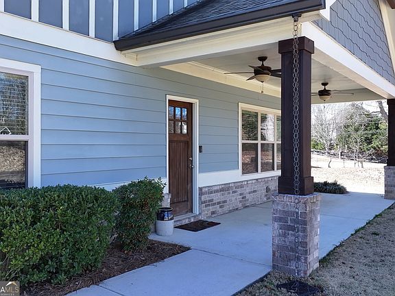 2nd image of 1460 Mineral Springs Rd